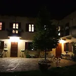 Bricco San Giovanni Vendégház 3*